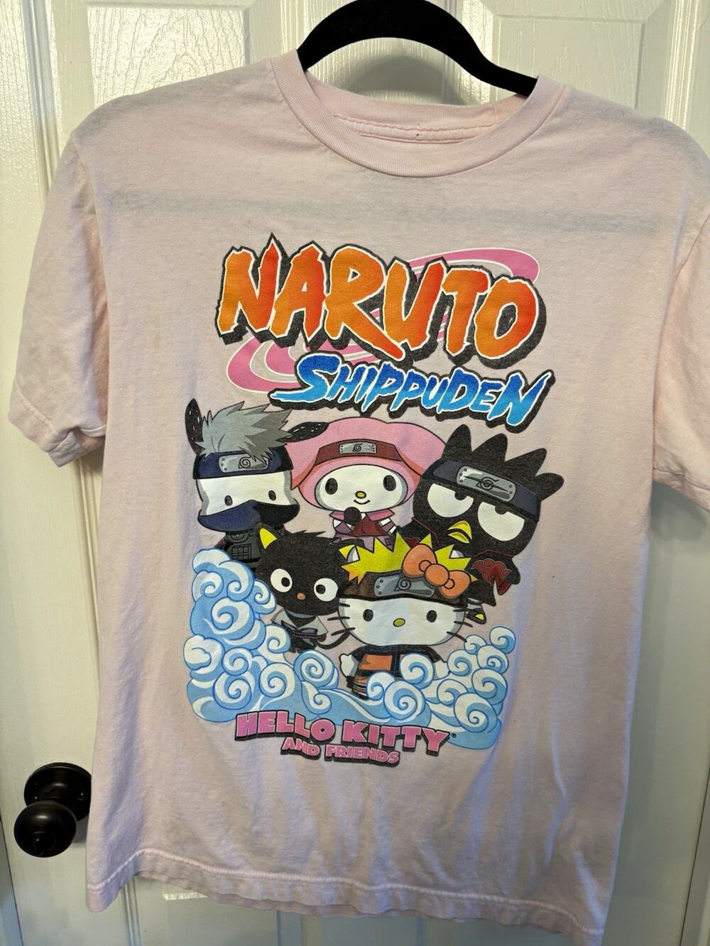 Naruto Shippuden x Hello Kitty Pink Graphic Print Crew Neck Cotton Tee M